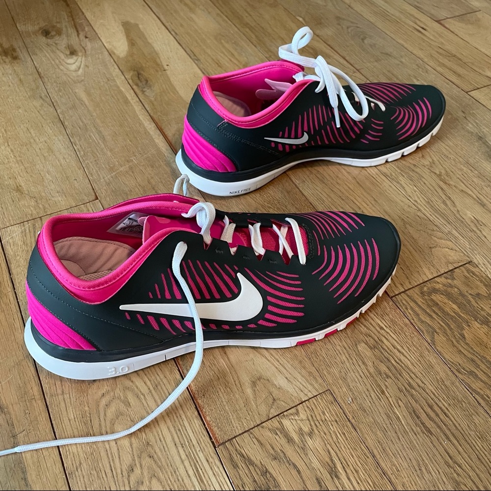 Nike Free 3.0 Balanza -Size 11 -Pink -Like New!